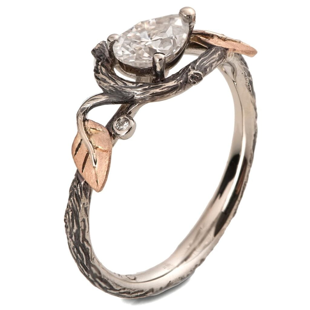 4 R moissanite